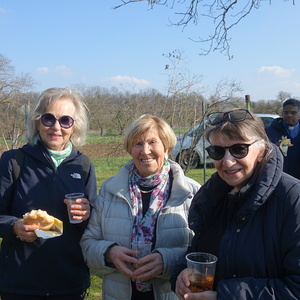 Gisi Marx, Anna Puntigam und Kuratorin Gerti Ankerl