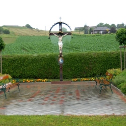 Kreuz in Brunnergraben