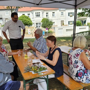 Pfarrfest - Die Gäste - mit Pater Kuruvila im Gespräch